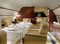 ಗ್ರೀನ್ ಪಾಯಿಂಟ್ - ಇದೇ ಬಾನಲ್ಲಿ ತೇಲಾಡುವ ವಿಹಾರ ನೌಕೆ