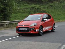 ಸದ್ಯದಲ್ಲೇ ಅಬಾರ್ತ್ ಪುಂಟೊ ಇವೊ, ಅಬಾರ್ತ್ ಅವೆಂಚ್ಯುರಾ ಬಿಡುಗಡೆ