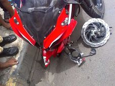 ಬ್ರೇಕಿಂಗ್ ವೇಳೆ ಪಲ್ಸರ್ ಇಬ್ಭಾಗ; ನಿರ್ಮಾಣ ಗುಣಮಟ್ಟದ ಬಗ್ಗೆ ಶಂಕೆ