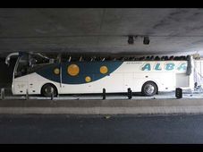 ಅಂಡರ್ ಪಾಸ್ ಒಳ ನುಗ್ಗುವ ವೇಳೆ ಸಂಭವಿಸಿದ ಬಸ್ ದುರಂತ