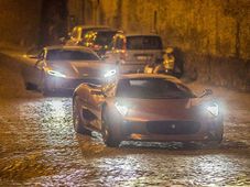 ಬಾಂಡ್ ಚಿತ್ರಕ್ಕಾಗಿ 240 ಕೋಟಿಯ ಕಾರು ಪುಡಿಪುಡಿ