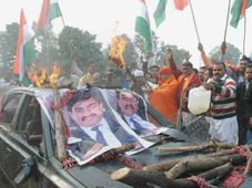 ಅಂಡರ್‌ವಲ್ಡ್ ಡಾನ್ ದಾವೂದ್ ಕಾರು ಸುಟ್ಟು ಭಸ್ಮ