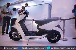 'ಅಥೆರ್' ದೇಶದ ಮೊದಲ ಸ್ಮಾರ್ಟ್ ಎಲೆಕ್ಟ್ರಿಕ್ ಸ್ಕೂಟರ್ ಅನಾವರಣ