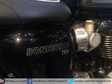 2016 ಆಟೋ ಎಕ್ಸ್ ಪೋದಲ್ಲಿ ಟ್ರಯಂಪ್ ಬೈಕ್‌ಗಳ ಆರ್ಭಟ