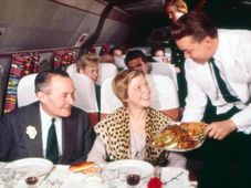 ದೈನಂದಿನ ಪ್ರಯಾಣಿಕಗಾಗಿ ವಿಮಾನಯಾನದಲ್ಲಿ ಬಚ್ಚಿಟ್ಟ 10 ರಹಸ್ಯಗಳು!