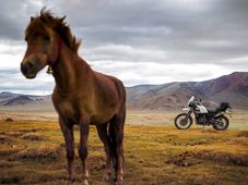 ಎರಡು ಲಕ್ಷ ರು. ಬಜೆಟ್ ನೊಳಗೆ ಬೈಕ್ ಹುಡುಕಾಟದಲ್ಲಿದ್ದೀರಾ? ಇಗೊ ನೋಡಿ ಪಾಕೆಟ್ ಸ್ನೇಹಿ ಬೈಕ್ ಗಳು!