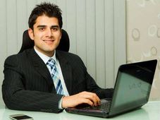 'ಸ್ಟಾರ್' ಗುಟ್ಕಾ ಕಂಪನಿ ಮಾಲೀಕನ ಮಗ 'ಶ್ರೇಣಿಕ್' ಬಳಿ ಬರೋಬ್ಬರಿ 120 ಲಗ್ಷುರಿ ಕಾರುಗಳಿವೆ !!