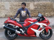 ಹೀರೊ ಎಕ್ಸ್‌ಟ್ರಿಮ್ ಬೈಕನ್ನು ಹಯಾಬೂಸಾ ಸೂಪರ್ ಬೈಕ್ ಮಾಡಿದರು !!