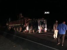 ನಿಂತಿದ್ದ ಲಾರಿಗೆ ಜೀಪ್ ಡಿಕ್ಕಿ- ಘಟನೆಯಲ್ಲಿ 13 ಮಂದಿ ದುರ್ಮರಣ