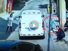 ಪ್ರಪಂಚದ ಅದೃಷ್ಟವಂತ ಮಗುವಿನ ಬಗ್ಗೆ ತಿಳಿದುಕೊಳ್ಳಲು ಈ ವಿಡಿಯೋ ನೋಡಿ !!