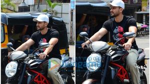 ಹೆಲ್ಮೆಟ್ ಇಲ್ಲದೇ ಬೈಕ್ ರೈಡ್- ಇಕ್ಕಟ್ಟಿಗೆ ಸಿಲುಕಿದ ನಟ ಕುನಾಲ್ ಖೆಮು