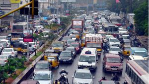 ಬೆಂಗಳೂರಿನಲ್ಲಿ 100 ಹೊಸ ಸ್ಮಾರ್ಟ್ ಸಿಗ್ನಲ್‍ಗಳು - ಇನ್ಮುಂದೆ ಸಿಗ್ನಲ್‍ನಲ್ಲಿ ಕಾಯುವ ಅವಶ್ಯಕತೆ ಇಲ್ಲ