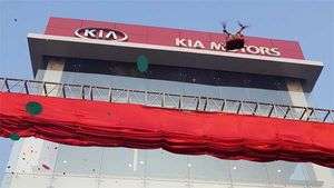 ಭಾರತದಲ್ಲಿ ತನ್ನ ಮೊದಲ ಕಾರು ಮಾರಾಟ ಮಳಿಗೆಯನ್ನು ತೆರೆದ ಕಿಯಾ ಮೋಟಾರ್ಸ್
