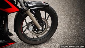 ಏಪ್ರಿಲ್ 1ರಿಂದ ಹೊಸ ರೂಲ್ಸ್- ಬೈಕ್ ಖರೀದಿಸುವ ಮುನ್ನ ತಪ್ಪದೇ ತಿಳಿಯಿರಿ..!