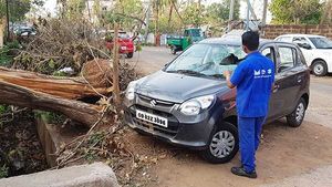 ಫಣಿ ಸಂತ್ರಸ್ತ ಗ್ರಾಹಕರ ನೆರವಿಗೆ ಧಾವಿಸಿದ ಮಾರುತಿ ಮತ್ತು ಹ್ಯುಂಡೈ