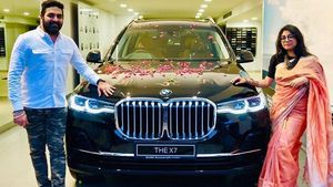ದುಬಾರಿ ಬೆಲೆಯ ಬಿಎಂಡಬ್ಲ್ಯು ಎಕ್ಸ್7 ಖರೀದಿಸಿದ ಸಂಗೀತ ನಿರ್ದೇಶಕ ಗೋಪಿ ಸುಂದರ್