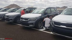 ಡೀಲರ್ ಯಾರ್ಡ್ ತಲುಪುತ್ತಿರುವ ಕಿಯಾ ಸೆಲ್ಟೊಸ್ - ಬಿಡುಗೆಡೆಗೆ ಇನ್ನು ಒಂದೇ ತಿಂಗಳು ಬಾಕಿ