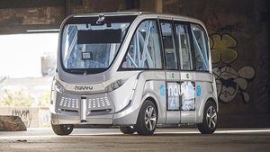 ರೋಡ್ ಟೆಸ್ಟಿಂಗ್ ವೇಳೆ ಮಹಿಳೆಗೆ ಗುದ್ದಿದ್ದ ಡ್ರೈವರ್‍‍ಲೆಸ್ ಬಸ್