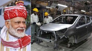 ಆಟೋ ಉದ್ಯಮದಲ್ಲಿ ಮಂದಗತಿ ಶುದ್ದ ಸುಳ್ಳು- ಇದು ಆಟೋ ಉತ್ಪಾದನಾ ಸಂಸ್ಥೆಗಳ ಒತ್ತಡ ತಂತ್ರ..!?