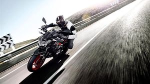 ಬಿಡುಗಡೆಯಾಯ್ತು ಬಿಎಸ್-4 ಕವಾಸಕಿ ಝಡ್900 ಬೈಕ್