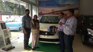 ಬಿಎಸ್-6 ವೈಶಿಷ್ಟ್ಯತೆಯ ಡಿಜೈರ್ ಟೂರ್ ಎಸ್ ಸಿಎನ್‌ಜಿ ಆವೃತ್ತಿ ಬಿಡುಗಡೆ