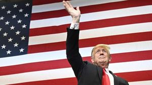 ಜನರಲ್ ಮೋಟಾರ್ಸ್ ಕಾರ್ಯವನ್ನು ಮೆಚ್ಚಿದ ಟ್ರಂಪ್