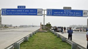 ಲಾಕ್‌ಡೌನ್ ವಿನಾಯಿತಿ ಹಿನ್ನೆಲೆ: ರಾಷ್ಟ್ರೀಯ ಹೆದ್ದಾರಿ ಕಾಮಗಾರಿಗೆ ಚುರುಕು ಮುಟ್ಟಿಸಿದ ಕೇಂದ್ರ ಸರ್ಕಾರ 