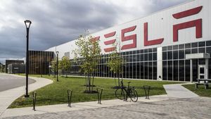 ಕರೋನಾ ವೈರಸ್ ಎಫೆಕ್ಟ್: ಉದ್ಯೋಗ ಕಡಿತಕ್ಕೆ ಮುಂದಾದ ಟೆಸ್ಲಾ