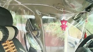 ಕಾರುಗಳಲ್ಲಿ ಸಾಮಾಜಿಕ ಅಂತರ ಕಾಯ್ದುಕೊಳ್ಳಲಿದೆ ಈ ಸೇಫ್ಟಿ ಶೀಲ್ಡ್