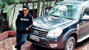 ಕರೋನಾ ಸೋಂಕಿತರಿಗೆ ನೆರವಾಗಲು ನೆಚ್ಚಿನ ಕಾರನ್ನೇ ಮಾರಾಟ ಮಾಡಿದ ಯುವಕ