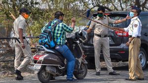ಕರೋನಾ ವೈರಸ್ ಆರ್ಭಟ ಹಿನ್ನೆಲೆ: ಎರಡು ಕಿ.ಮೀಗೂ ಹೆಚ್ಚಿನ ಪ್ರಯಾಣಕ್ಕೆ ಬಿತ್ತು ಬ್ರೇಕ್