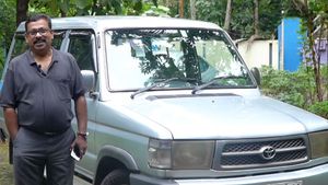 ಬರೋಬ್ಬರಿ 8 ಲಕ್ಷ ಕಿ.ಮೀ ಓಡಿದ್ರು ಸುಸ್ಥಿತಿಯಲ್ಲಿದೆ ಟೊಯೊಟಾ ನಿರ್ಮಾಣದ ಕ್ವಾಲಿಸ್...!