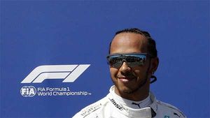 7ನೇ ಎಫ್-1 ವಿಶ್ವ ಚಾಂಪಿಯನ್ ರೇಸ್ ಗೆದ್ದು ಮೈಕಲ್ ಶೂಮಾಕರ್ ದಾಖಲೆ ಮುರಿದ ಹ್ಯಾಮಿಲ್ಟನ್