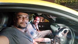 ಡ್ರೀಮ್​ ಕಾರಿನಲ್ಲಿ ಡಿ ಬಾಸ್ ಜೊತೆ ನಟ ರಿಷಬ್‌ ಶೆಟ್ಟಿ ಜಾಲಿ ಡ್ರೈವ್