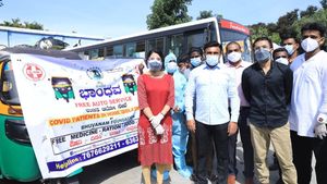 ಸೋಂಕಿತರಿಗೆ ನೆರವಾಗಲು ಆಕ್ಸಿಜನ್ ಎಕ್ಸ್‌ಪ್ರೆಸ್, ಉಚಿತ ಆಟೋ ಸೇವೆ ಆರಂಭಿಸಿದ ಸ್ಯಾಂಡಲ್‌ವುಡ್ ನಟ, ನಟಿ