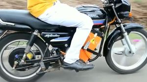 ಪೆಟ್ರೋಲ್ ಬೈಕ್ ಅನ್ನು ಎಲೆಕ್ಟ್ರಿಕ್ ಬೈಕಿಗೆ ಬದಲಿಸುತ್ತದೆ ಈ ಎಲೆಕ್ಟ್ರಿಕ್ ಕನ್ವರ್ಶನ್ ಕಿಟ್