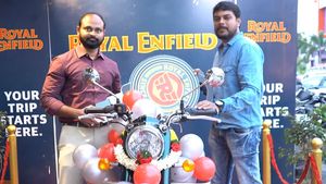 2021ರ Classic 350 ಬೈಕ್ ವಿತರಣೆಯನ್ನು ಆರಂಭಿಸಿದ Royal Enfield