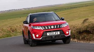 ಆಕರ್ಷಕ ವಿನ್ಯಾಸದಲ್ಲಿ ಹೊಸ ಸುಜುಕಿ ವಿಟಾರಾ ಹೈಬ್ರಿಡ್ ಎಸ್‌ಯುವಿ ಅನಾವರಣ