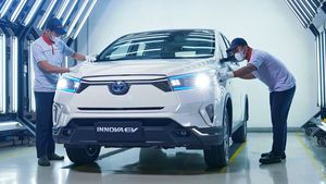 ಇನೋವಾ ಎಲೆಕ್ಟ್ರಿಕ್ ಎಂಪಿವಿ ಅನಾವರಣಗೊಳಿಸಿದ ಟೊಯೊಟಾ