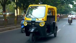 ಮಹೀಂದ್ರಾದೊಂದಿಗೆ ಪಂಜಾಬ್ ಸರ್ಕಾರ ಒಪ್ಪಂದ: 12 ನಗರಗಳಿಗೆ 500 ಎಲೆಕ್ಟ್ರಿಕ್ ಆಟೋಗಳ ವಿತರಣೆ   