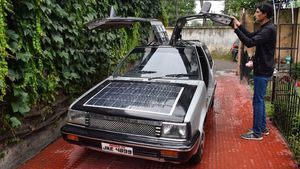 ಇಂಧನ ಖರ್ಚಿಲ್ಲದೇ ಕೈಗೆಟುಕುವ ಬೆಲೆಗೆ ಸೋಲಾರ್ ಕಾರನ್ನು ಅಭಿವೃದ್ಧಿಪಡಿಸಿದ ಶಿಕ್ಷಕ