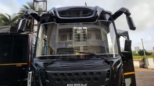 ಐಷಾರಾಮಿ ವ್ಯಾನಿಟಿ ವ್ಯಾನ್ ಖರೀದಿಸಿದ ಬಾಲಿವುಡ್ ನಟಿ ಶಿಲ್ಪಾ ಶೆಟ್ಟಿ