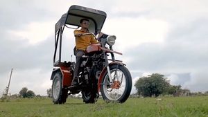 ಸಣ್ಣ ಕೃಷಿಕರಿಗಾಗಿ 'ಬುಲೆಟ್ ಟ್ರಾಕ್ಟರ್‌' ನಿರ್ಮಿಸಿದ ತ್ರಿಶೂಲ್ ಫಾರ್ಮ್ ಮಾಸ್ಟರ್