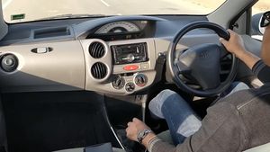 ಬ್ರೇಕ್ ಫೇಲ್ ಆದಾಗ ಕೇವಲ 8 ಸೆಕೆಂಡುಗಳಲ್ಲಿ ಕಾರು ನಿಲ್ಲಿಸುವುದು ಹೇಗೆ? ಇಲ್ಲಿದೆ ಉಪಯುಕ್ತ ಸಲಹೆ