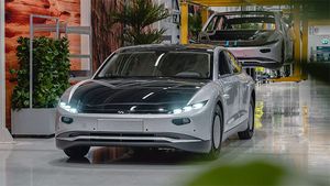 ವಿಶ್ವದ ಮೊದಲ ಸೋಲಾರ್ ಕಾರ್ ಲೈಟ್‌ಇಯರ್ 0 ಉತ್ಪಾದನೆ ಆರಂಭ: ಎಂತಹ ಫೀಚರ್‌ಗಳಿವೆ ಗೊತ್ತಾ?