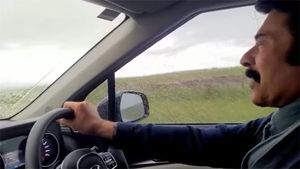 ಬರೋಬ್ಬರಿ 2,300 ಕಿ.ಮೀ ಕಾರನ್ನು ಓಡಿಸಿದ ನಟ ಮಮ್ಮುಟ್ಟಿ... ಇದು ರೀಲ್ ಅಲ್ಲ, ರಿಯಲ್