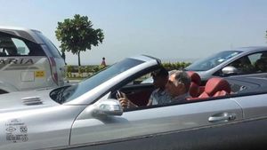 ಅಪರೂಪದ ವಿಡಿಯೋ: ಮುಂಬೈ ರಸ್ತೆಗಳಲ್ಲಿ ರತನ್ ಟಾಟಾ ಡ್ರೈವಿಂಗ್ ಕ್ರೇಜ್ ನೋಡಿ...