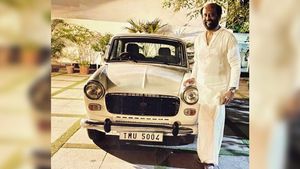 ನಟ ರಜನಿಕಾಂತ್, ಸಚಿನ್ ತೆಂಡೂಲ್ಕರ್ ಮೊದಲ ಕಾರುಗಳು ಇವೆ: ನೋಡಿದ್ರೆ ಆಶ್ಚರ್ಯವಾಗುತ್ತೆ!