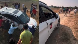 Tata Nexon: ಗದ್ದೆಯಲ್ಲಿ ಪಲ್ಟಿಯಾದ ಹೊಸ ಟಾಟಾ ನೆಕ್ಸಾನ್, ಪ್ರಯಾಣಿಕರು ಸುರಕ್ಷಿತ.. ಏನು ಗಟ್ಟಿ ರೀ!