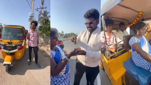 ರಿಯಲ್ ಹೀರೋಗಳು: ಬದುಕಿನ ಬಂಡಿ ಎಳೆಯಲು ಮಹಿಳೆಗೆ ಆಟೋ ಗಿಫ್ಟ್ ಕೊಟ್ಟ ನಟ ಲಾರೆನ್ಸ್, ಬಾಲಾ